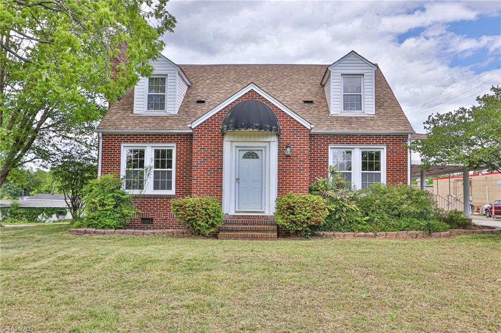 2036 1st Avenue, Hickory, North Carolina image 1