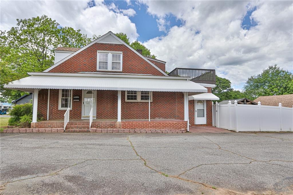 2036 1st Avenue, Hickory, North Carolina image 2