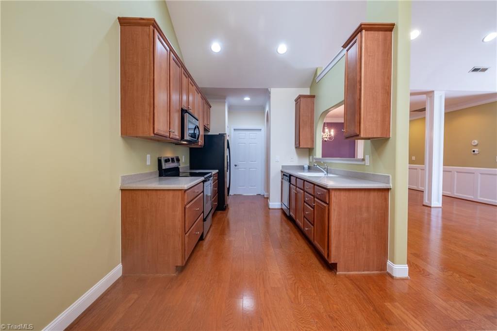 2521 Saintsbury Drive, Burlington, North Carolina image 20