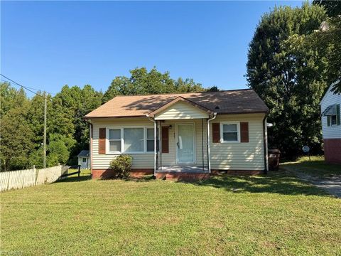 Photo for 607 Martha Place