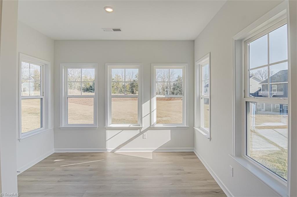 Clemmons, North Carolina 27012, United States, 4 Bedrooms Bedrooms, ,3 BathroomsBathrooms,Residential,Active,35746