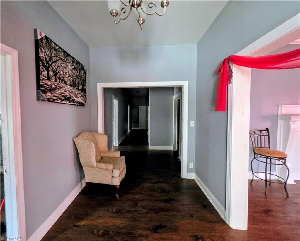 Photo of 515 Cable Street, High Point, NC 27260 (MLS # 1213687)