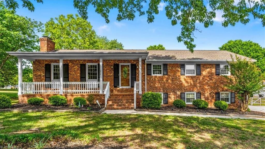 Photo of 3412 Imperial Drive, High Point, NC 27265 (MLS # 1218619)