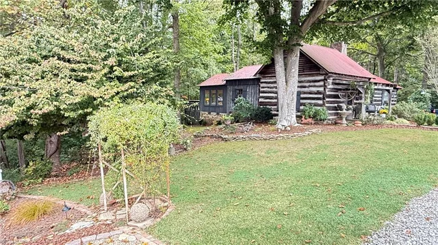 231 Crissman Lane, photo 3 of 28