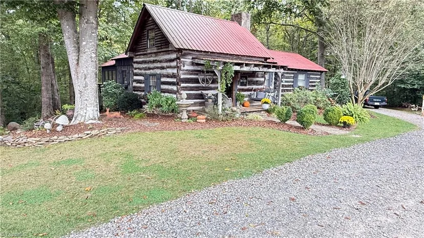 231 Crissman Lane, photo 1 of 28