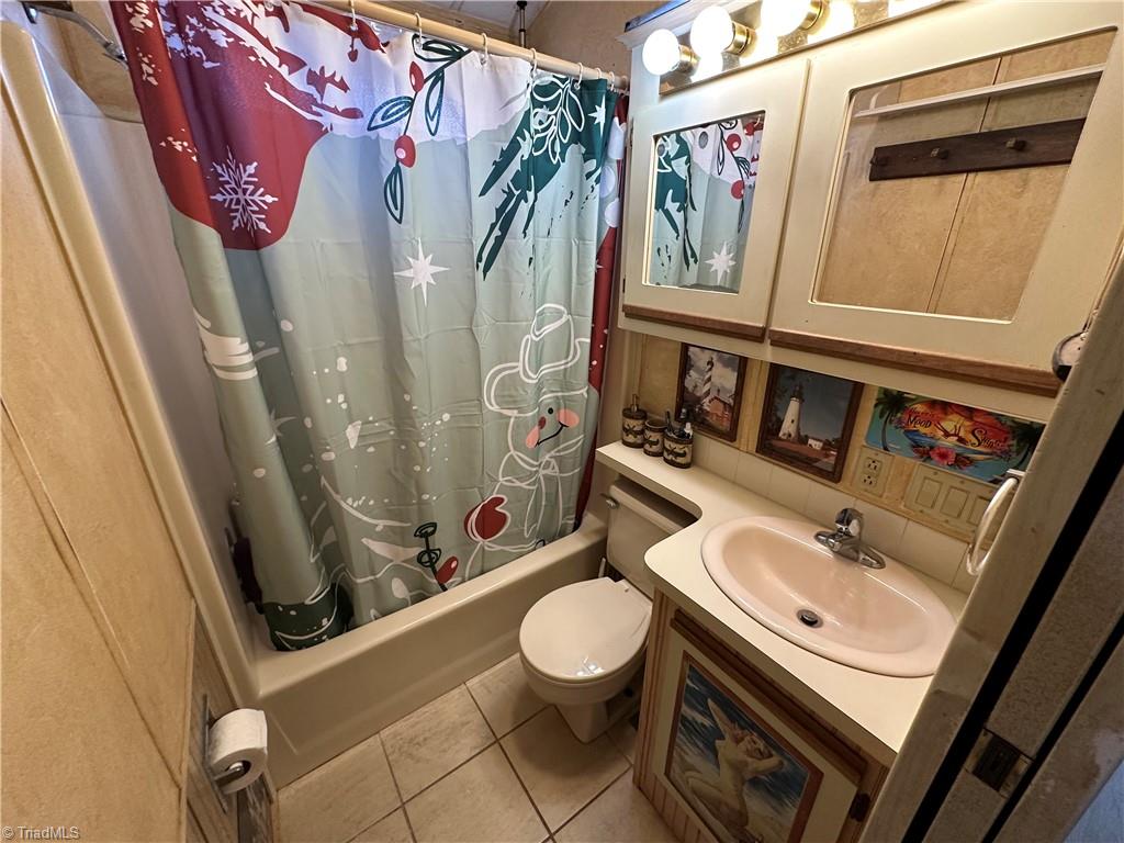 117 Badin Lake Circle, New London, North Carolina image 28
