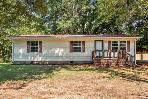 Mobile Home For Sale - 7036 N Nc Highway 109<br/> Winston-Salem, NC 27107