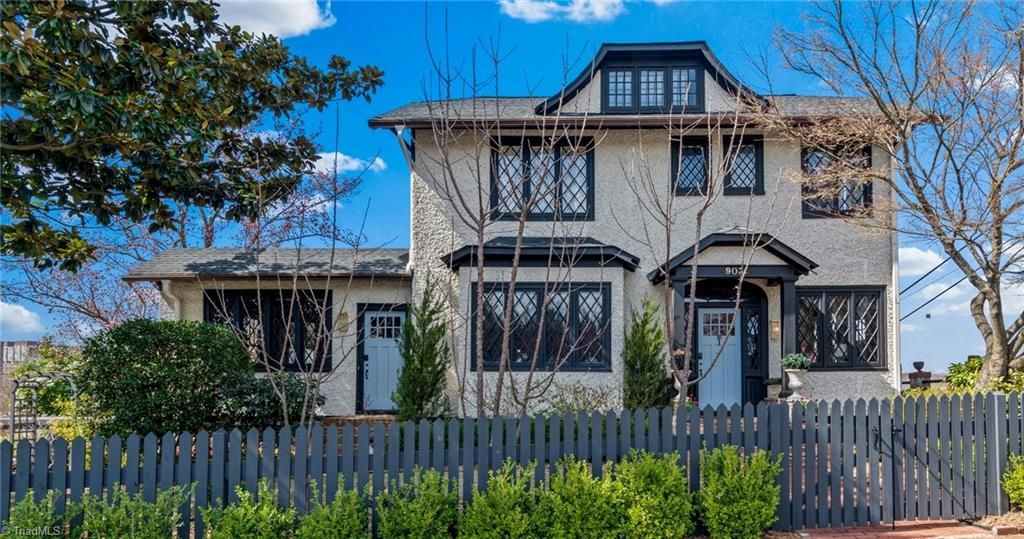 Photo of 903 West End Boulevard, Winston-Salem, NC 27101 (MLS # 1211219)