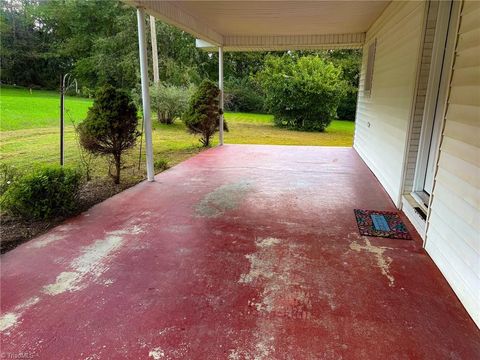 A home in Mount Airy