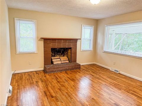 A home in Mount Airy