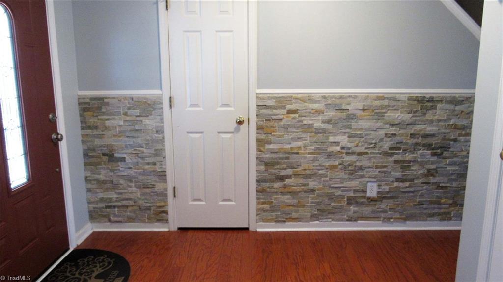 Greensboro, North Carolina 27406, United States, 4 Bedrooms Bedrooms, ,3 BathroomsBathrooms,Residential,Pending,180031