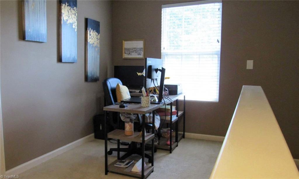 Greensboro, North Carolina 27406, United States, 4 Bedrooms Bedrooms, ,3 BathroomsBathrooms,Residential,Pending,180031