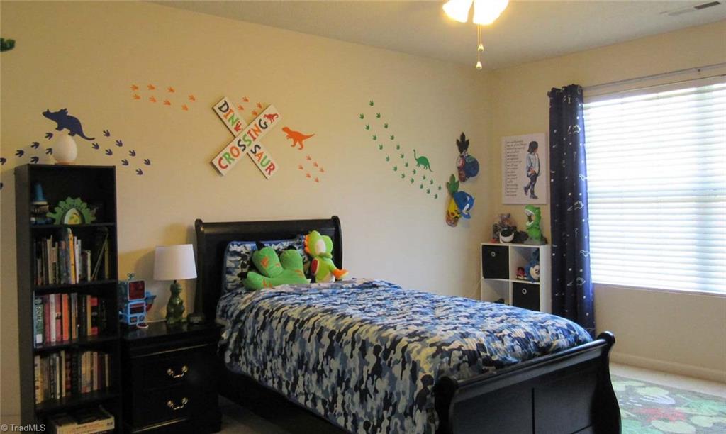 Greensboro, North Carolina 27406, United States, 4 Bedrooms Bedrooms, ,3 BathroomsBathrooms,Residential,Pending,180031