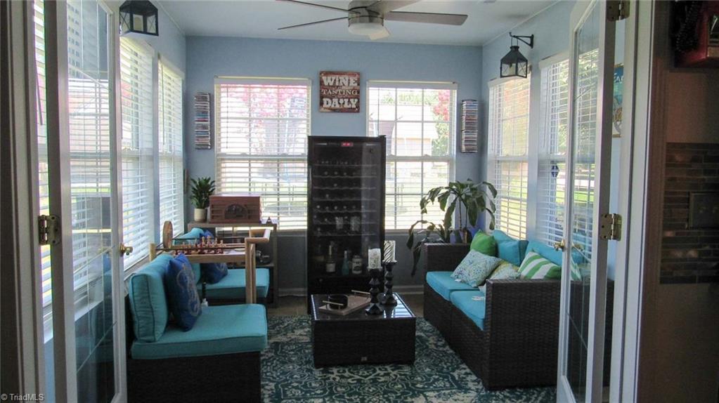 Greensboro, North Carolina 27406, United States, 4 Bedrooms Bedrooms, ,3 BathroomsBathrooms,Residential,Pending,180031