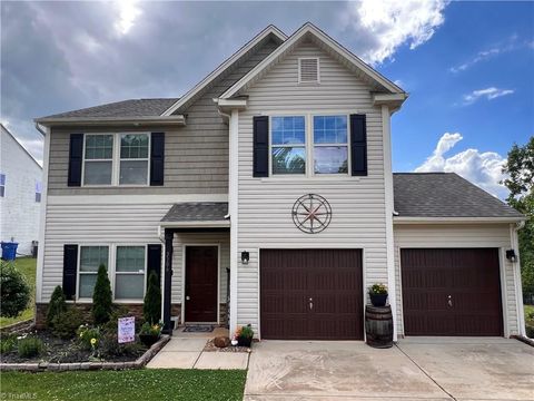 Single Family Residence in Albemarle NC 2306 Stonehaven Drive.jpg