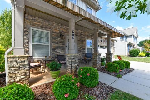 A home in Kernersville