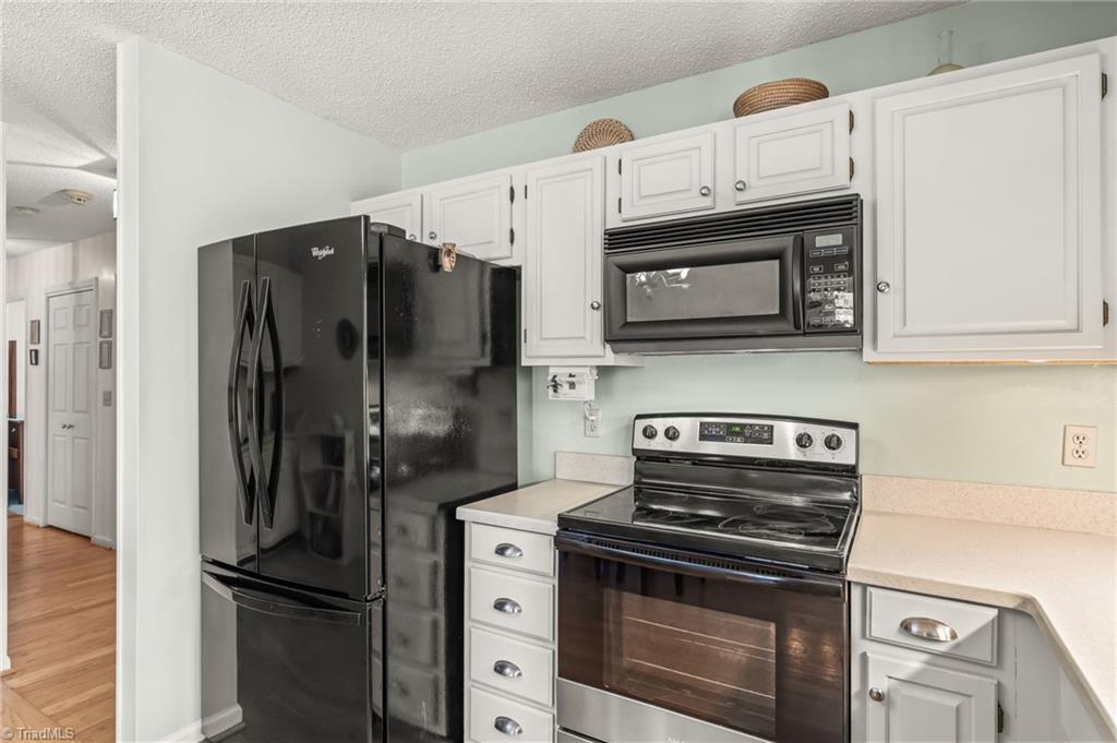 605 Huntington Drive, High Point, North Carolina image 13