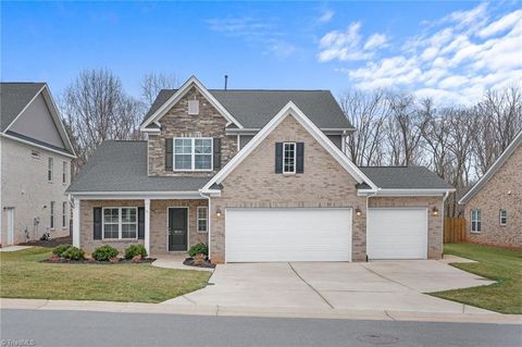 Homes For Sale - 5512 Glad Acres Road<br/> Forsyth County, Pfafftown, NC 27040