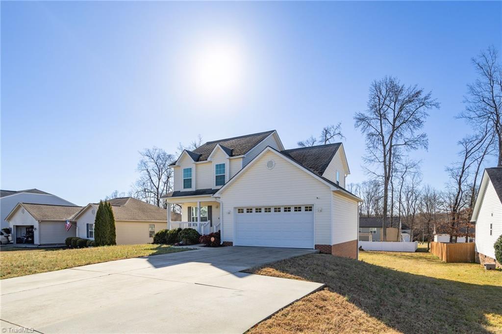 7 Trotters Run, Thomasville, North Carolina image 2