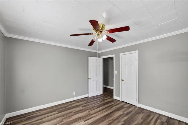601 Martha Place, photo 5 of 42