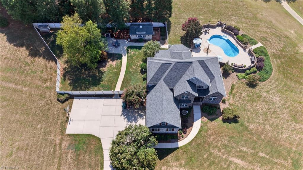 493 Mashie Drive