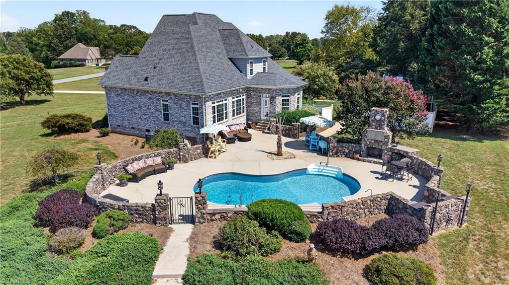 493 Mashie Drive