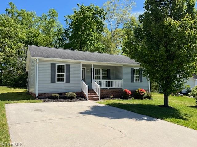 107 Layton Way, Thomasville, North Carolina image 1