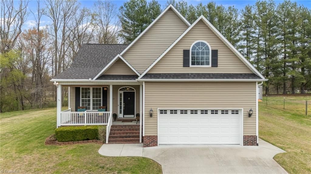 Photo of 114 Meadow Stone Lane, Mount Airy, NC 27030 (MLS # 1214263)