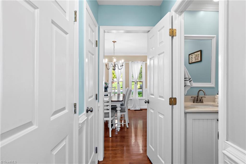 913 George Place Drive, Kernersville, North Carolina image 17