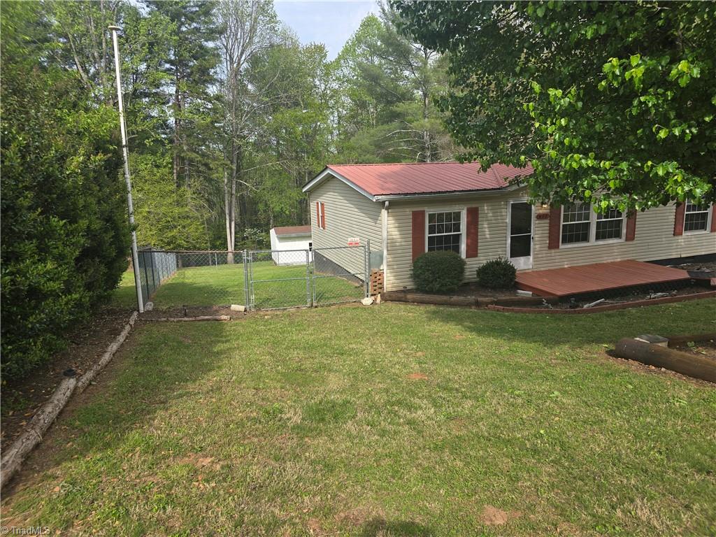 412 Beshears Owings Lane, North Wilkesboro, North Carolina image 13