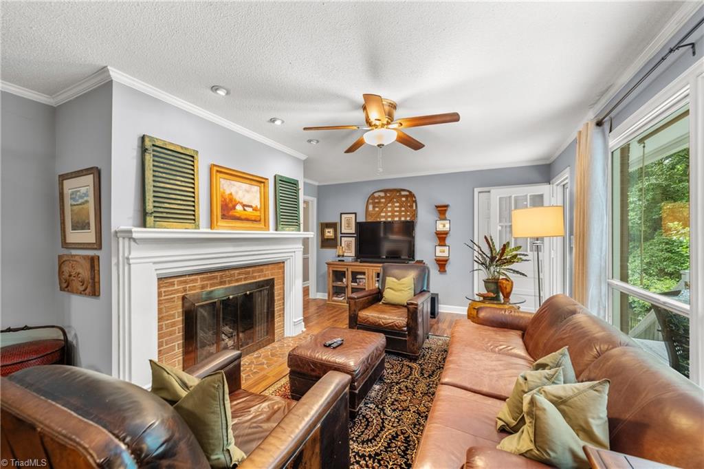 Winston-Salem, North Carolina 27106, United States, 3 Bedrooms Bedrooms, ,2 BathroomsBathrooms,Residential,Active,173253