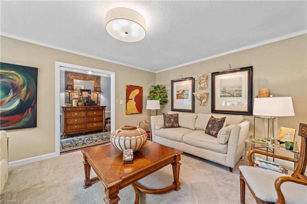 Winston-Salem, North Carolina 27106, United States, 3 Bedrooms Bedrooms, ,2 BathroomsBathrooms,Residential,Active,173253