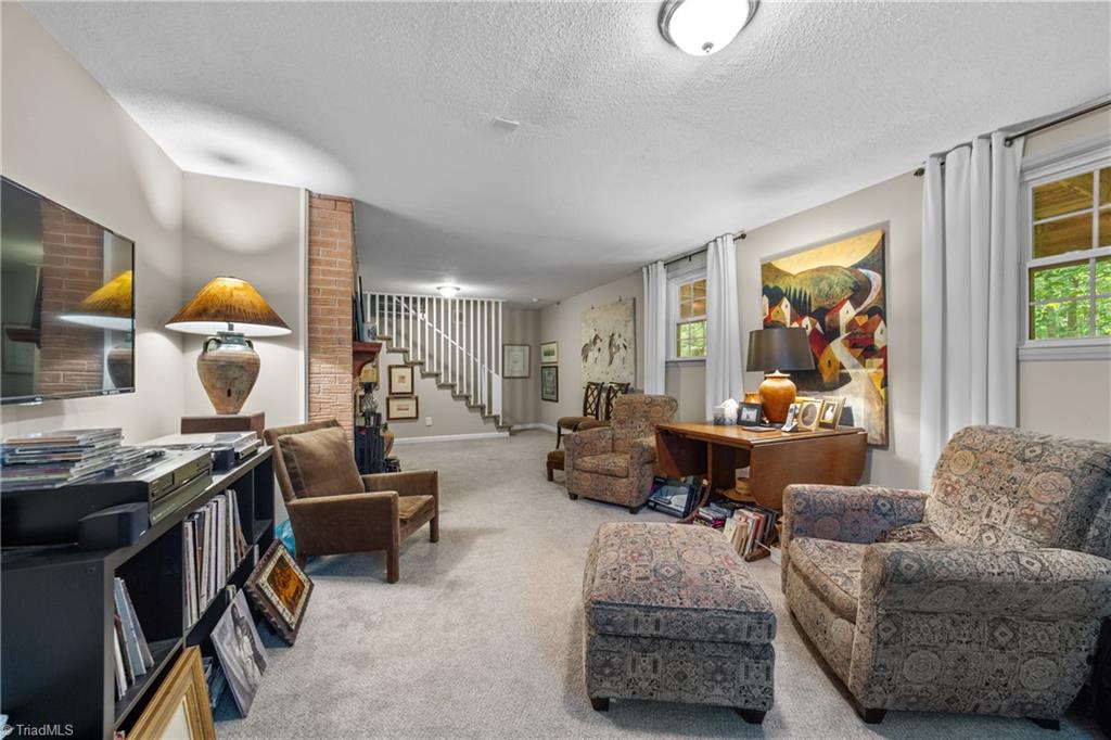 Winston-Salem, North Carolina 27106, United States, 3 Bedrooms Bedrooms, ,2 BathroomsBathrooms,Residential,Active,173253