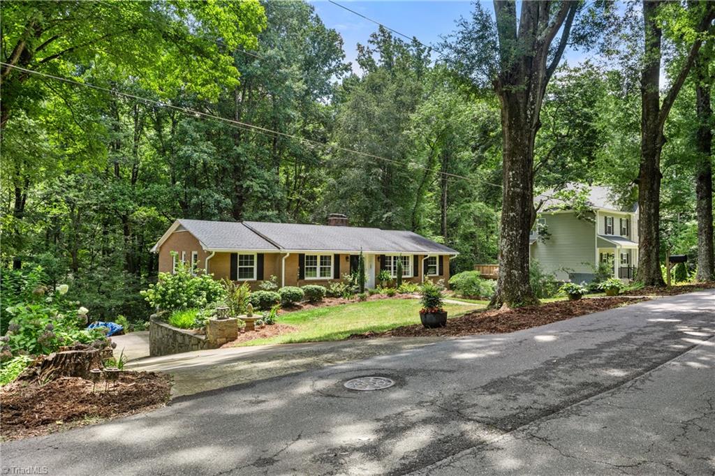 Winston-Salem, North Carolina 27106, United States, 3 Bedrooms Bedrooms, ,2 BathroomsBathrooms,Residential,Active,173253