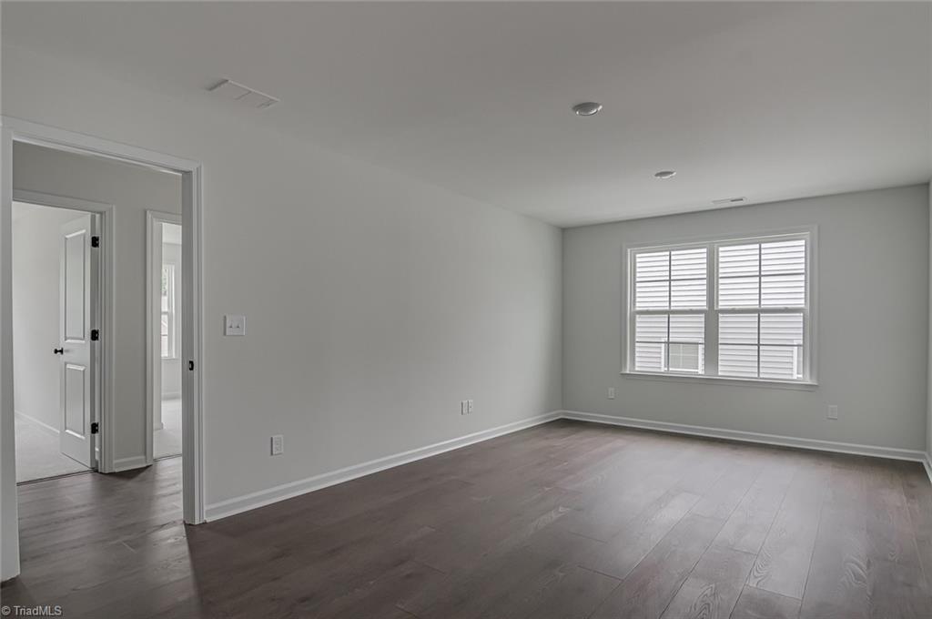 Clemmons, North Carolina 27012, United States, 5 Bedrooms Bedrooms, ,4 BathroomsBathrooms,Residential,Active,25277