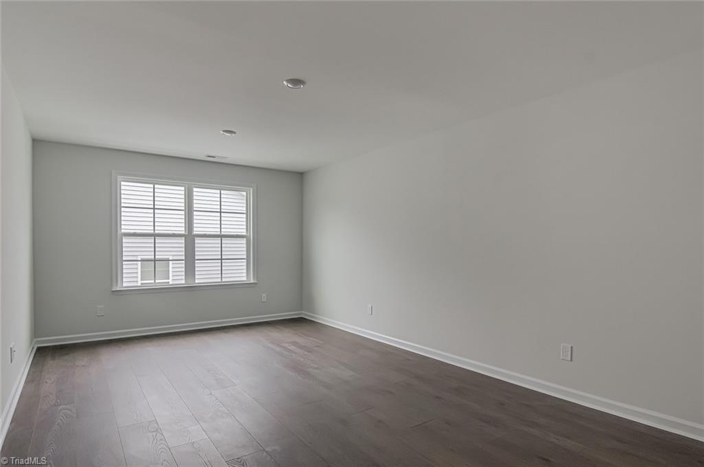 Clemmons, North Carolina 27012, United States, 5 Bedrooms Bedrooms, ,4 BathroomsBathrooms,Residential,Active,25277