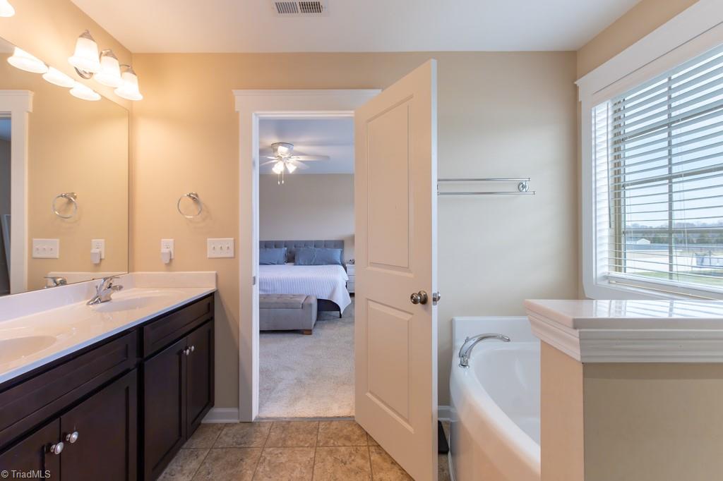 319 Brinkley Circle, Mebane, North Carolina image 30