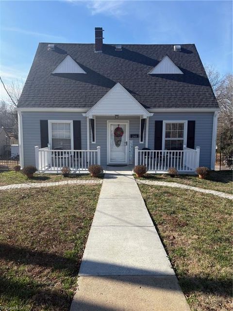 Photo of 248 Wilkesboro Street, Mocksville, NC 27028 (MLS # 1207326)