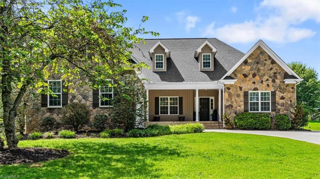 Photo of 4898 Forest Oaks Drive, Greensboro, NC 27406 (MLS # 1229727)