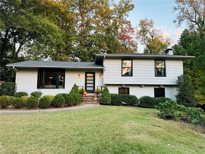 2710 Lafayette Avenue, photo 1 of 1