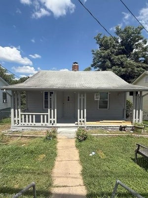 2056 DELLABROOK RD, WINSTON SALEM, NC 27105 - Image e4e843bc0896b5b699f5edbedd948b3b/2937209773