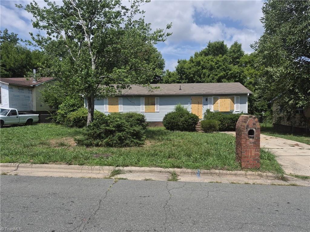 Photo of 2024 Willow Road, Greensboro, NC 27406 (MLS # 1230056)