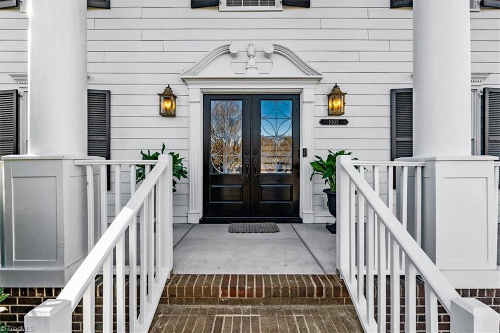 1005 Westminster Drive