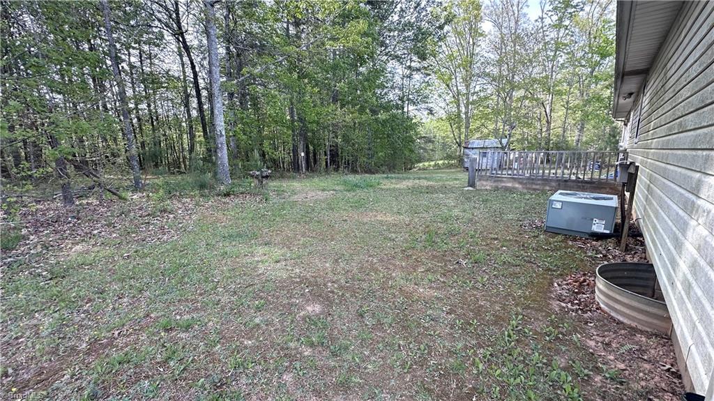 225 Dan Bryant Road, Pilot Mountain, North Carolina image 27