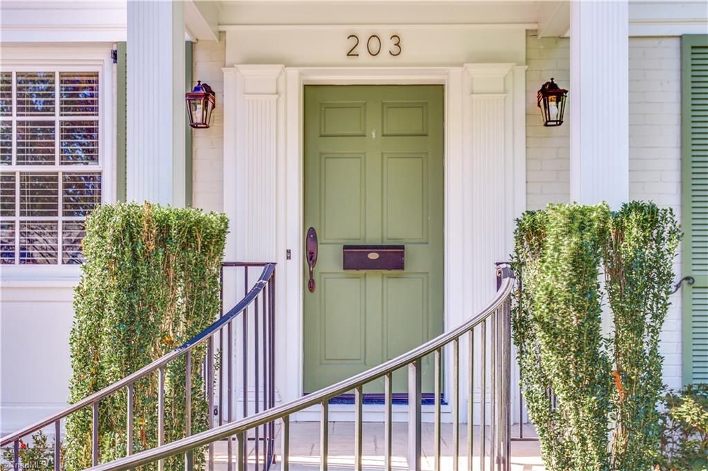 Photo of 203 Elmwood Drive, Greensboro, NC 27408 (MLS # 1205658)