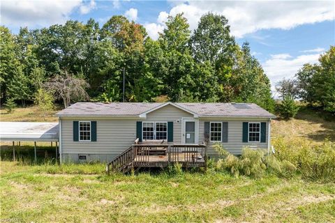 A home in Mount Airy