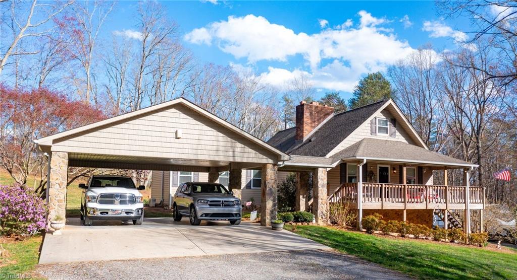 152 Holiday Lane, Mount Airy, North Carolina image 2