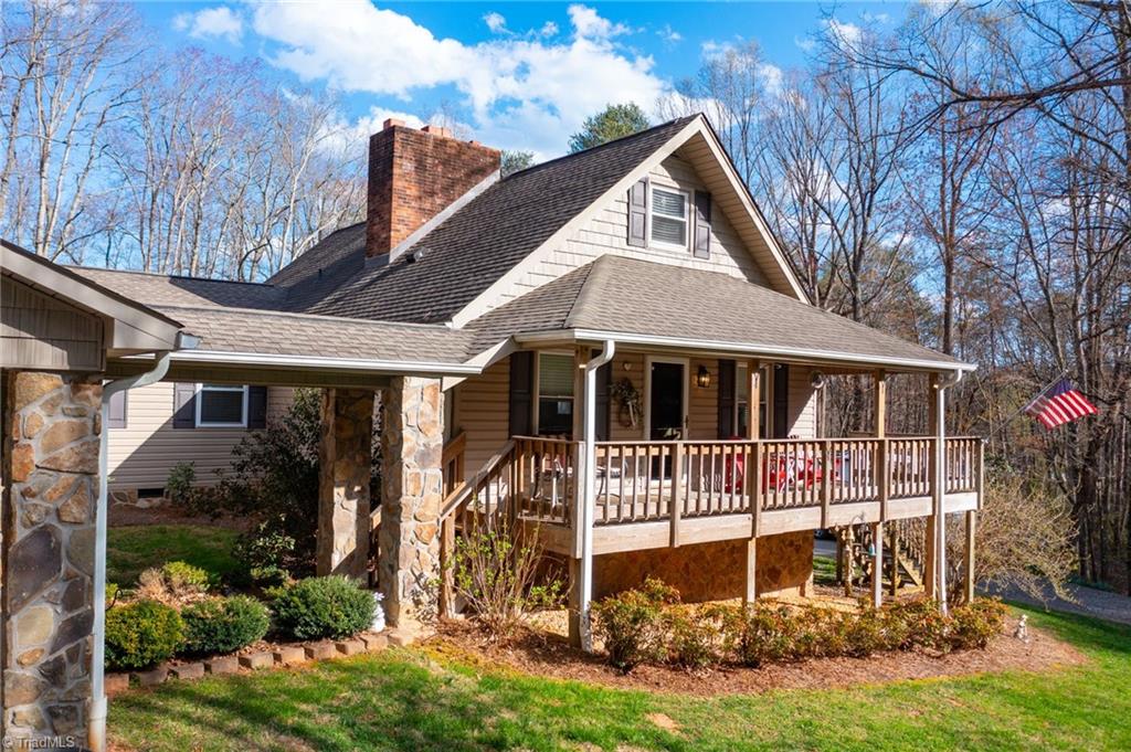 152 Holiday Lane, Mount Airy, North Carolina image 4