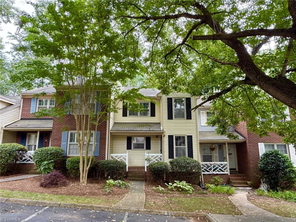 Winston-Salem, North Carolina 27127, United States, 2 Bedrooms Bedrooms, ,3 BathroomsBathrooms,Residential,Active,197101