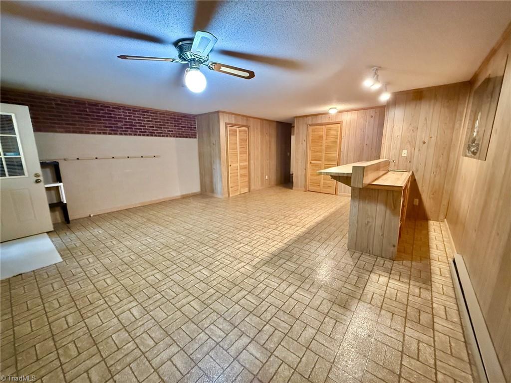Winston-Salem, North Carolina 27127, United States, 2 Bedrooms Bedrooms, ,3 BathroomsBathrooms,Residential,Active,197101